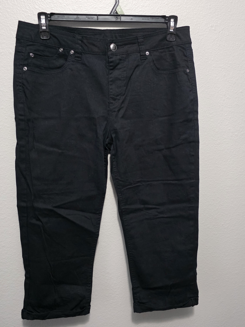 Sonoma Black Cropped Women's Jeans